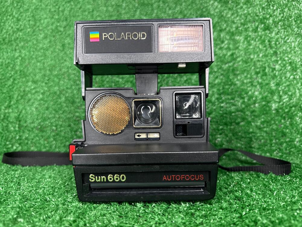 Polaroid Sun 660 Autofocus 600 Series Land Camera Vintage Black Tested